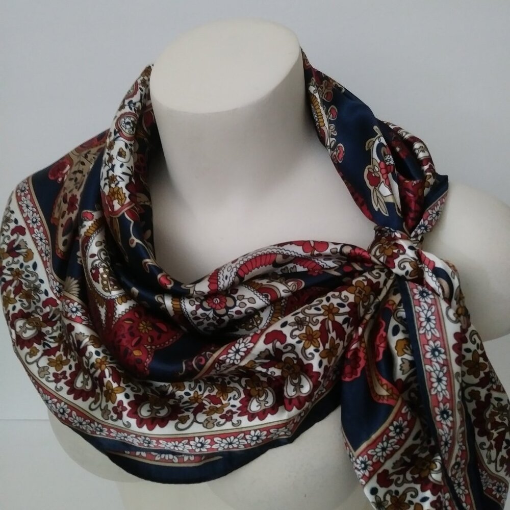 Elegant Paisley Navy Blue Silk Scarf - Picture 10 of 11